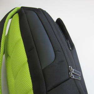 Dettaglio zaino Nava-Giro di penna-Affiliato Buffetti Dettaglio zaino Nava-Giro di penna-Affiliato Buffetti